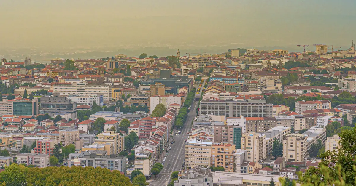 Stills do videoclipe Amanhecer na Cidade de André Pacheco