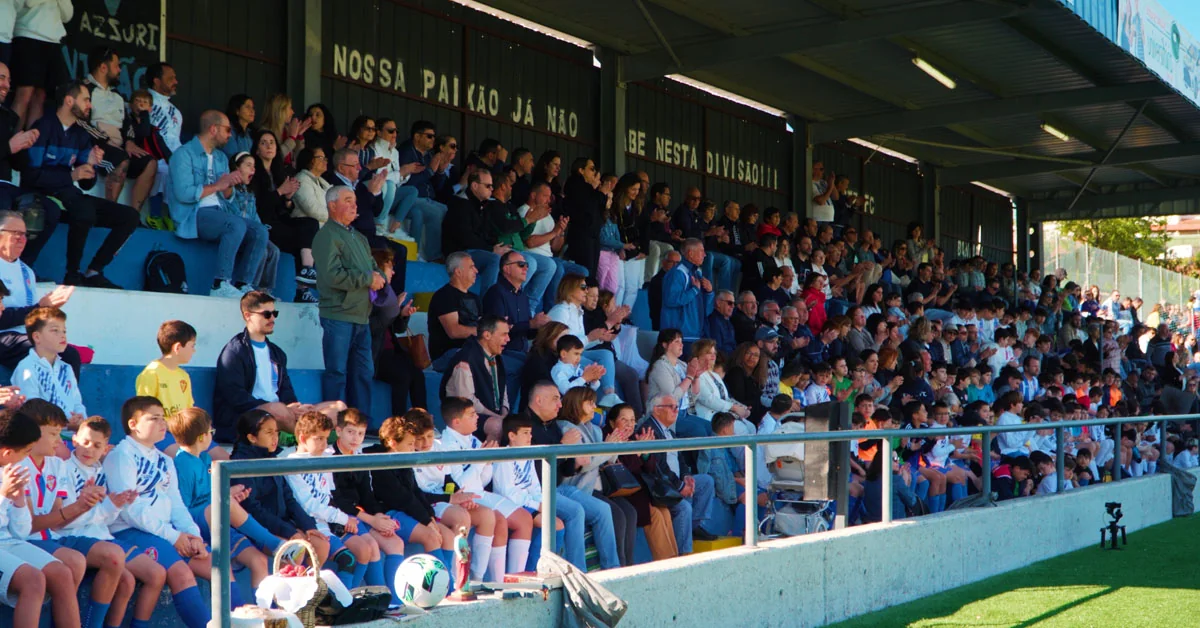 Stills do vídeo de evento Torneio 25 de abril do Este F.C.