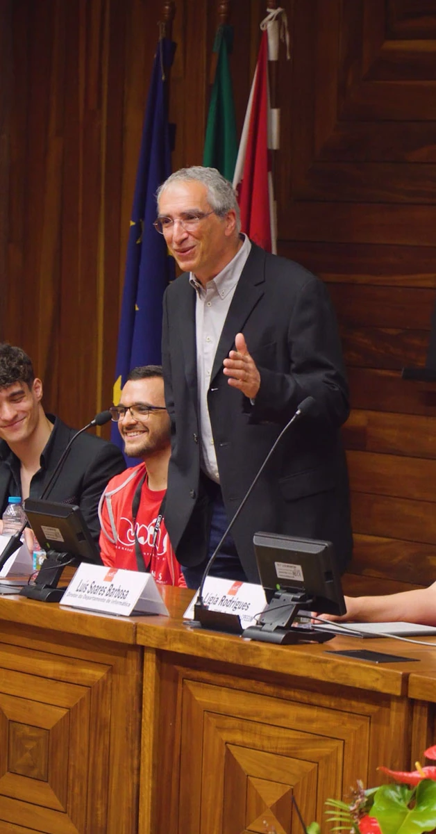 Stills do vídeo de evento das Jornadas de Informática 2023