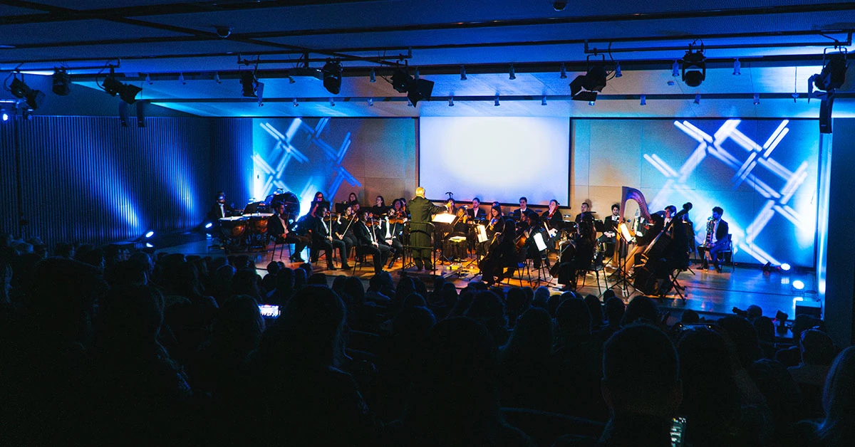Fotografia do evento do Concerto de Ópera "Poções e Paixões - A Química na Ópera" realizada na Escola de Medicina da Universidade do Minho, Braga