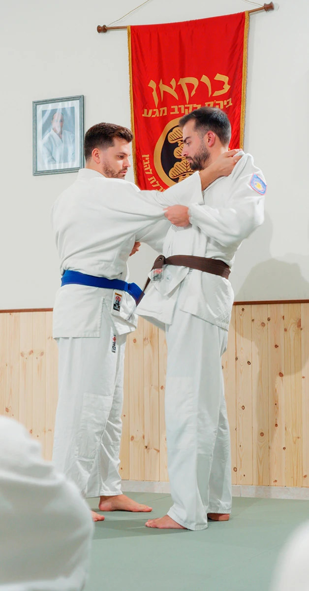 Stills do vídeo publicitário para o instrutor de Krav Maga, Bruno Ribeiro