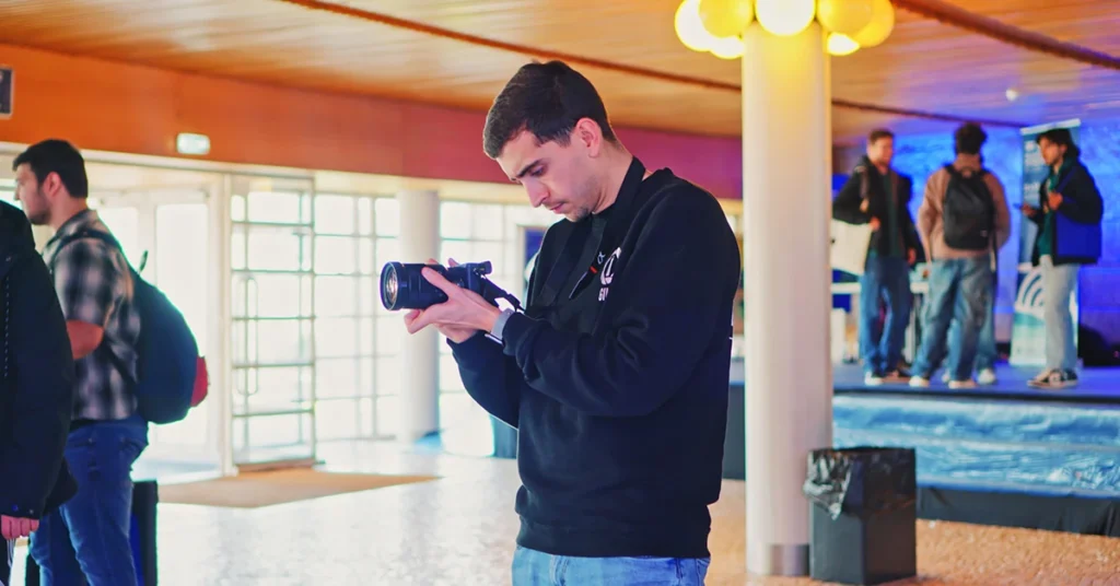 Behind the Scenes do Vídeo do Evento da Semana de Engenharia Informática 2025 na Universidade do Minho organizada pelo CESIUM e contou com a presença de empresas como Deloitte, Retail Consult, Accenture, MC Sonae, Ernst & Young