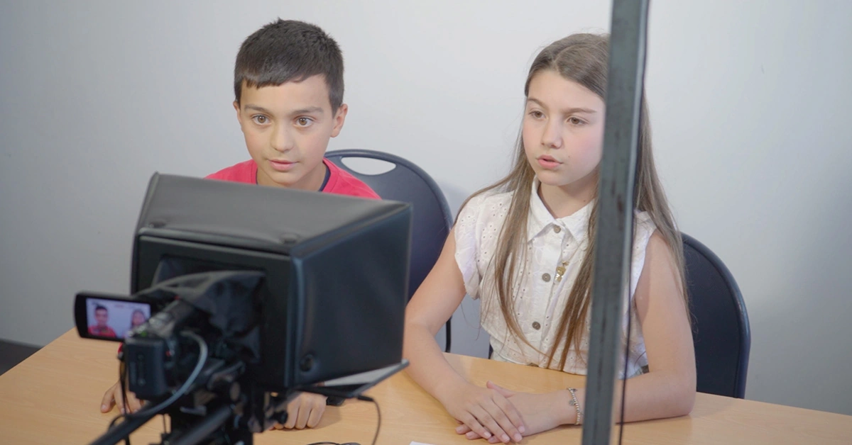 Documentário do projeto bYou - Media Escolares: Vozes em Ação