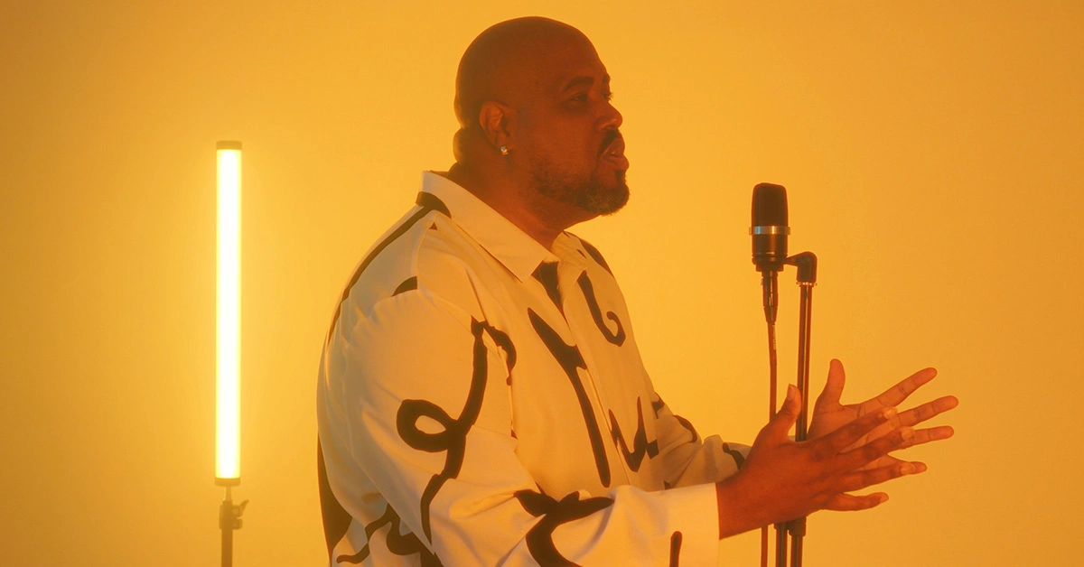 Stills do videoclipe Nuvem do artista Valtinho Jota