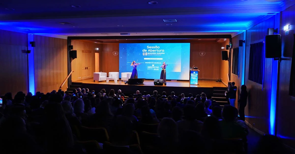 Stills do vídeo do evento Sucessões Transnacionais e Negócios Digitais - Os novos desafios organizado pelos Notários Portugueses que se realizou na Fundação Eng. António de Almeida, no Porto.