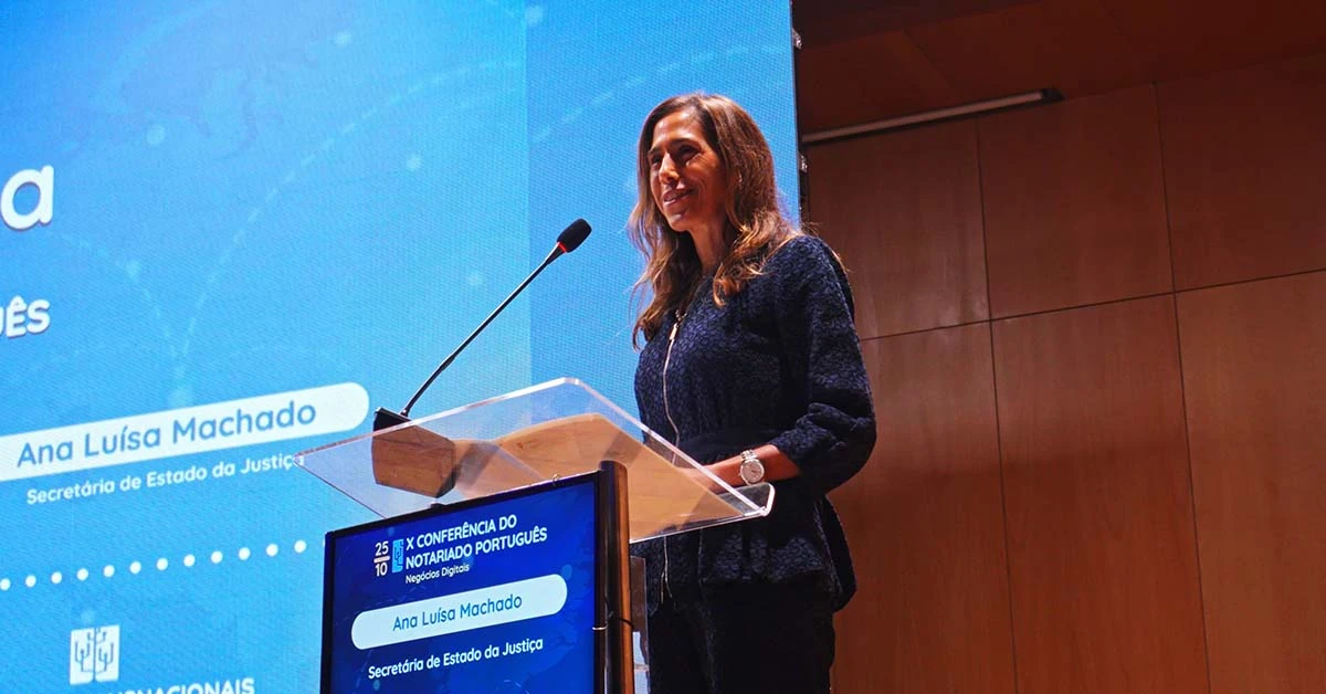 Stills do vídeo do evento Sucessões Transnacionais e Negócios Digitais - Os novos desafios organizado pelos Notários Portugueses que se realizou na Fundação Eng. António de Almeida, no Porto.