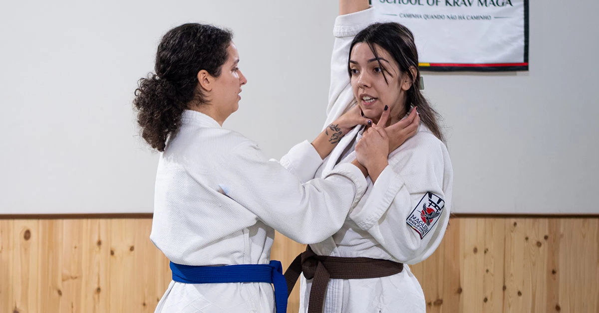 Fotografia Promocional para a Instrutora de Krav Maga, Sofia Parente em Braga