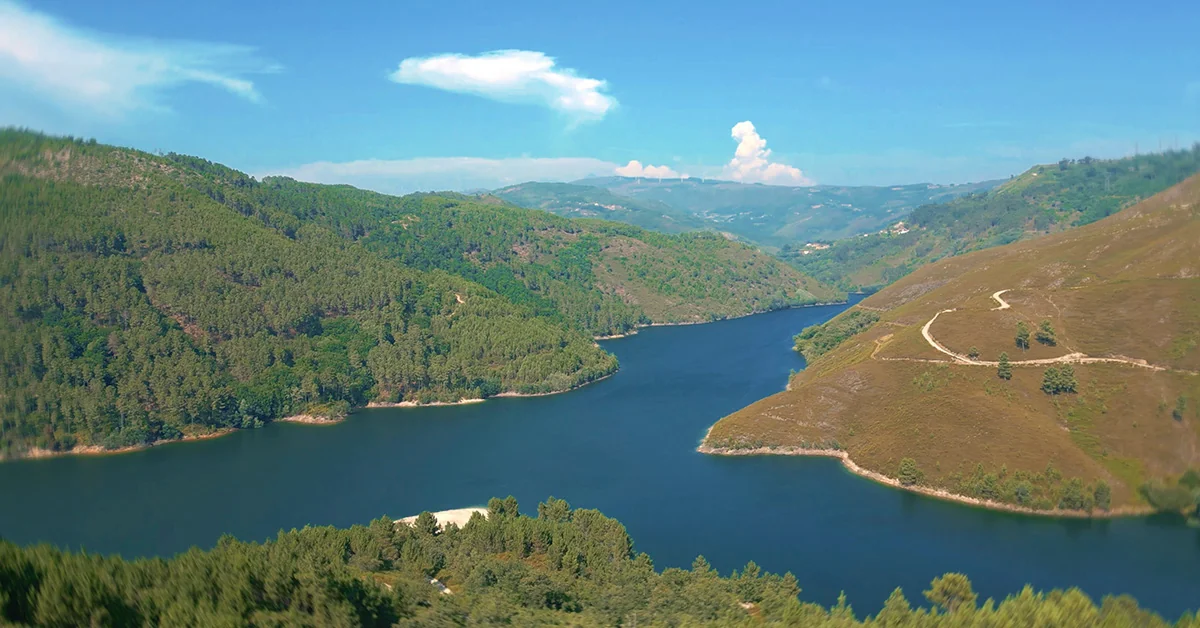 Vídeo promocional e institucional da Aldeia de Salamonde, localizada em Vieira do Minho.